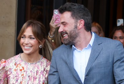 Jennifer Lopez és Ben Affleck béranya segítségével vállalna közös gyereket
