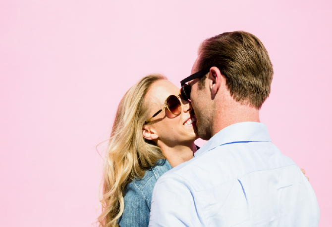 Utálsz nyilvánosan csókolózni: fontos dolgot árul el rólad