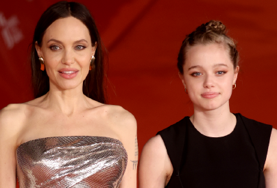 Nem fogod elhinni, Angelina Jolie milyen koncertre ment a lányával!