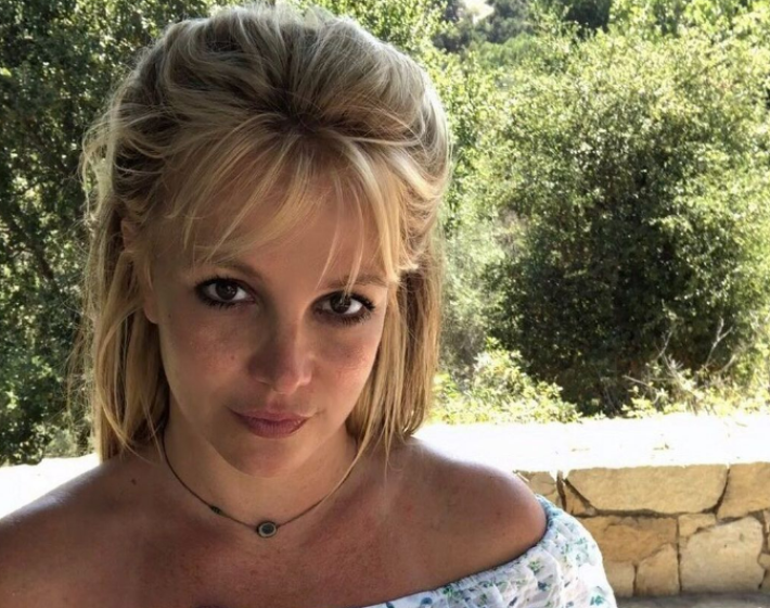 Britney Spears nem halt meg, végig Mexikóban nyaralt a férjével