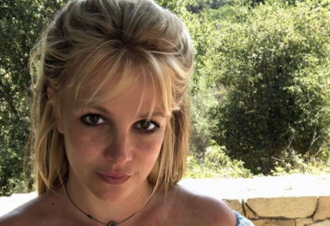 Nem hiszed el, kinek üzen új posztjában Britney Spears