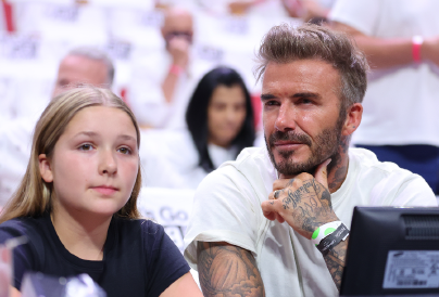 A nap videója: David Beckham énekelni kezdett, de még a lánya is kinevette