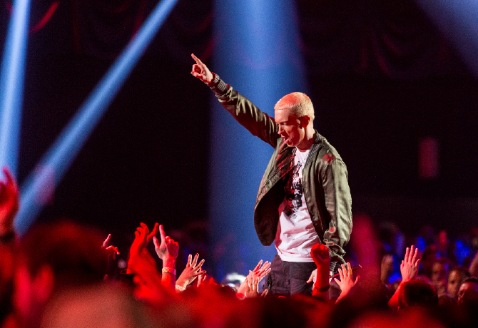 Őrület: Eminem rajongói állítják, a rapper meghalt