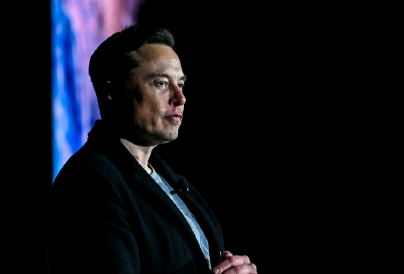 Elon Musk gyereke hivatalosan is nevet váltott