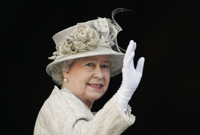Könnyfakasztó fotót posztolt Erzsébet királynőről a család a temetés után