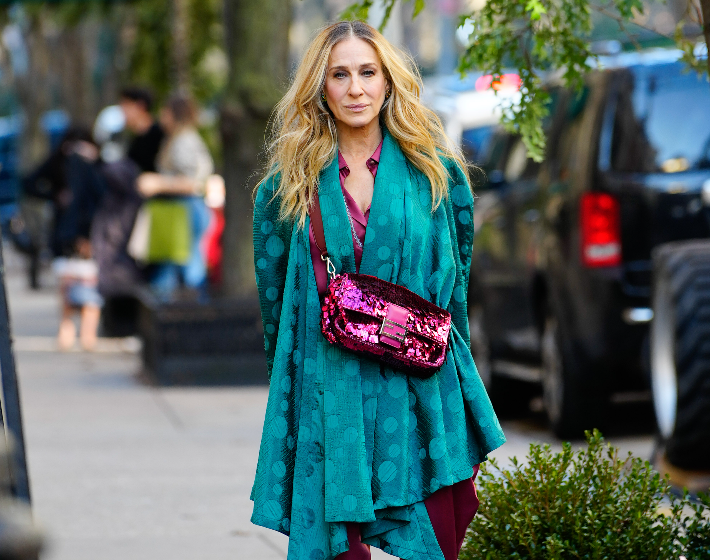A H&M új táskája úgy néz ki, mint Carrie Bradshaw híres Fendije