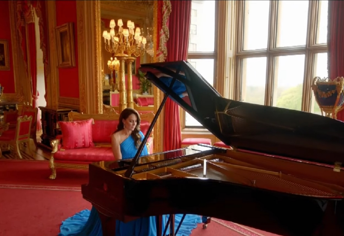 Zongorázó Katalin hercegné volt az Eurovízió nagy meglepetése: új fotó a színfalak mögül!