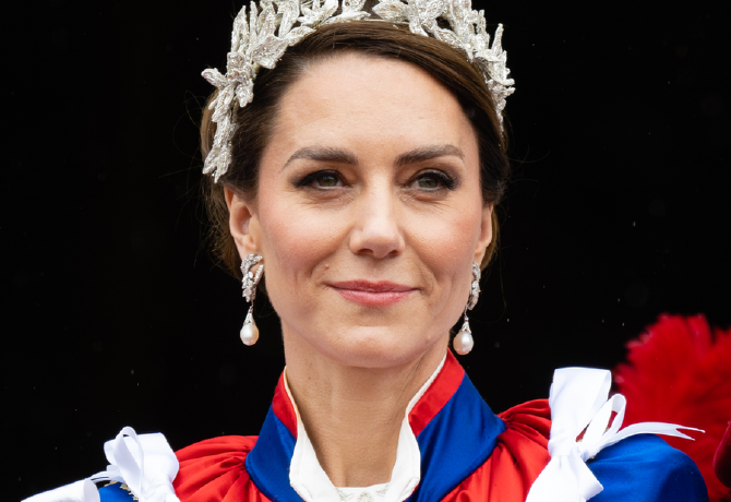 Hihetetlen jelentése van Katalin hercegné koronázási ruhájának