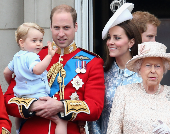 Döbbenet, mit tiltott meg a királynő Katalin hercegné gyerekeinek