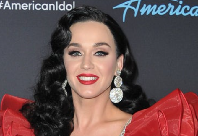 Borzasztó, mit tett Katy Perry az American Idol versenyzőjével