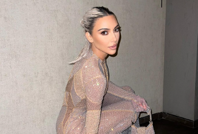 Hatalmas pert akasztottak Kim Kardashian nyakába