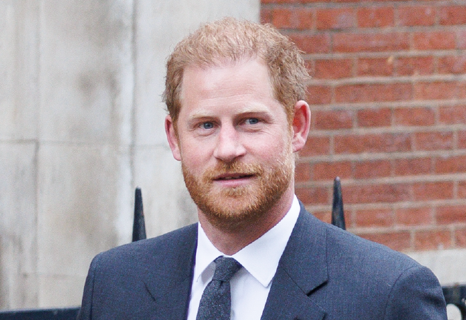 Botrány: Harry herceg most a bíróságon ment neki a királyi családnak 