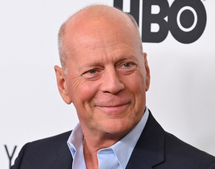 Friss fotón Bruce Willis: rohamosan romlik az állapota