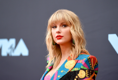 Taylor Swift brutális rekordokat döntött új albumával