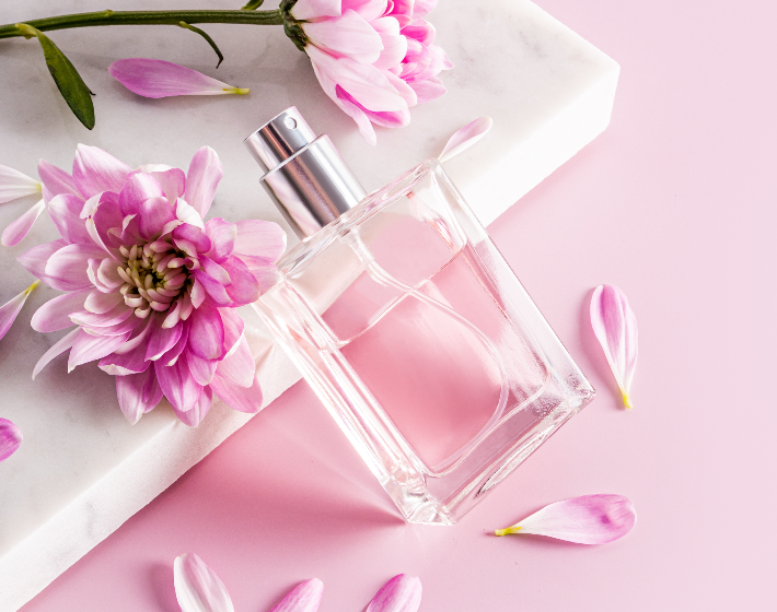Az 5 legmenőbb édes parfüm, amit a pasik is imádnak