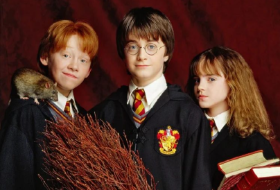 Ő a világ legnagyobb Harry Potter rajongója: saját Roxfortot épített a hátsó kertbe