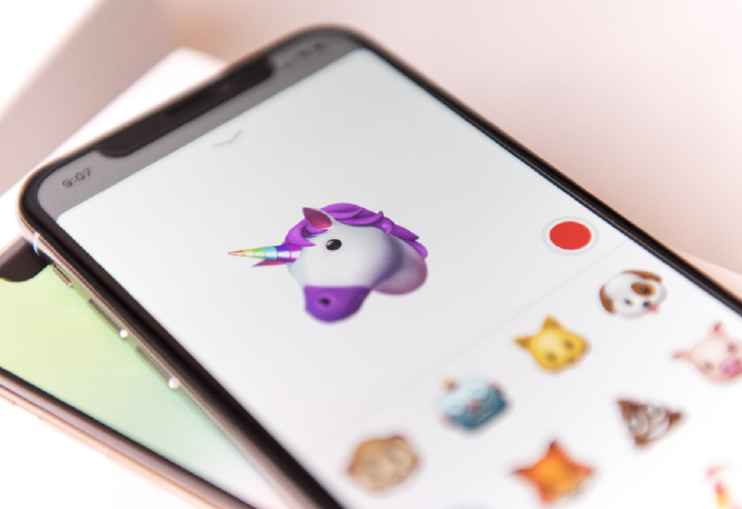 Dobj el mindent! 118 új emoji érkezik az iPhone-okra!