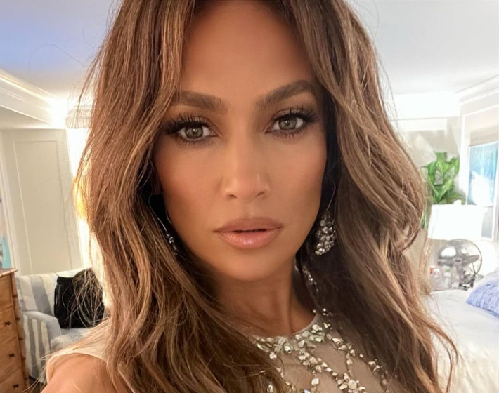 Az 54 éves Jennifer Lopez fehérneműs képeiről beszél ma mindenki 