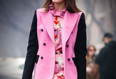 Ez a tavaszi kabát most a nők kedvence, minden szettel tökéletes