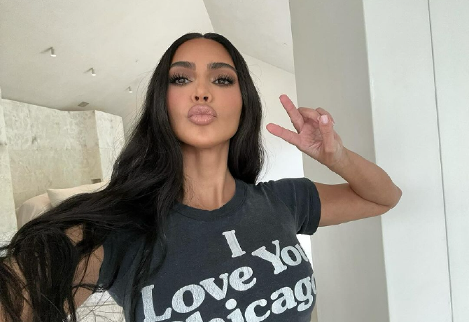 Kim Kardashian olyan videót posztolt magáról, mint még soha - így még nem láthattad