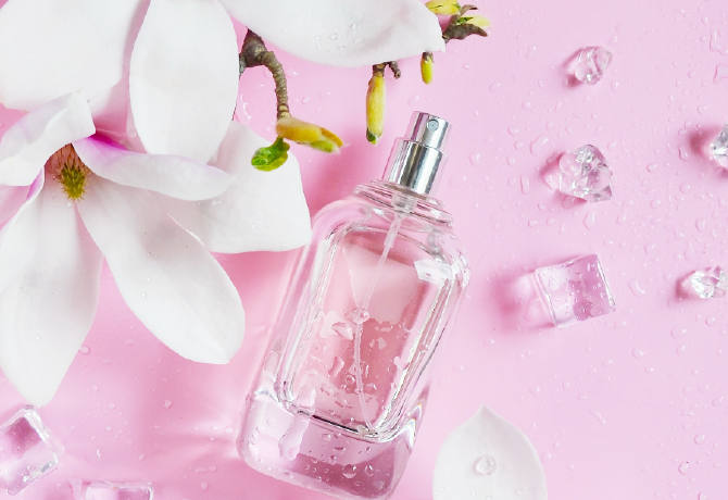 A '90-es évek legjobb parfümjei, amelyeket még mindig imádnak a nők