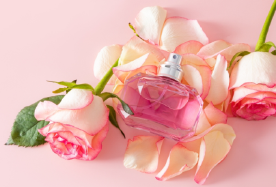 Ezek a legjobb rózsás parfümök 2024-ben, melyeket imádni fogsz 