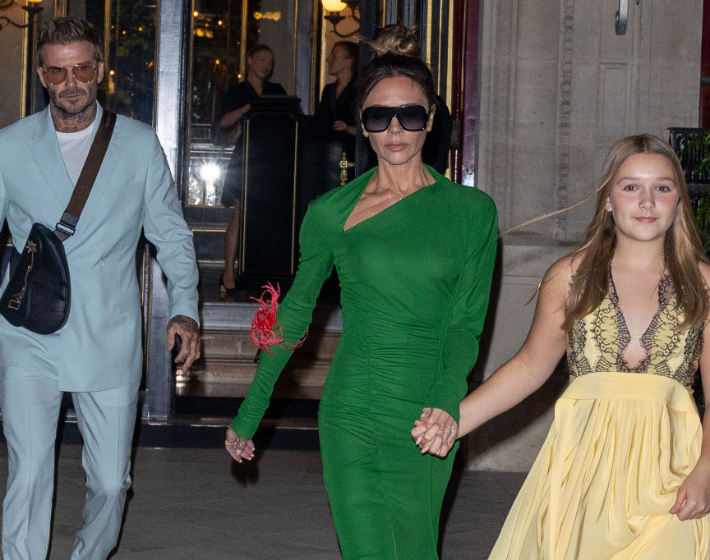 Botrányos vége lett Victoria Beckham és a lánya luxus vacsorájának, ki kellett őket menekíteni